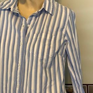 Women’s stripped color shirt gap brand